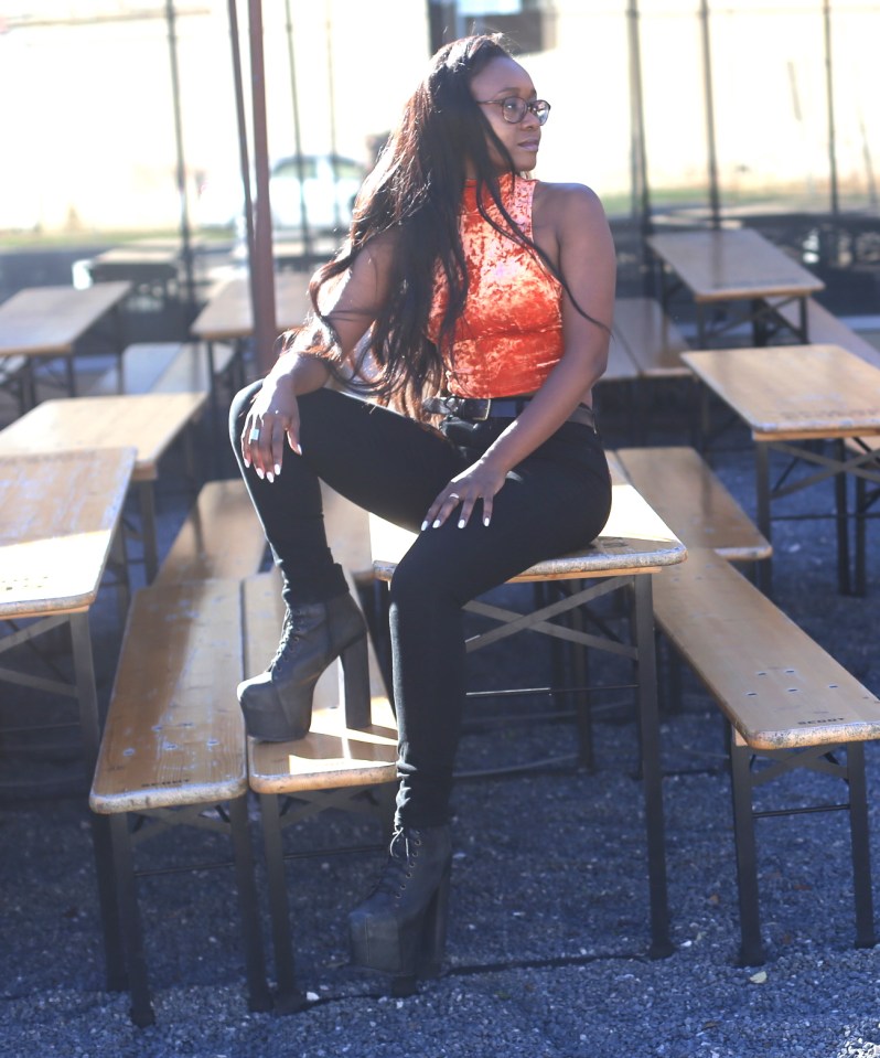 l-full-body-orange-top-with-crop